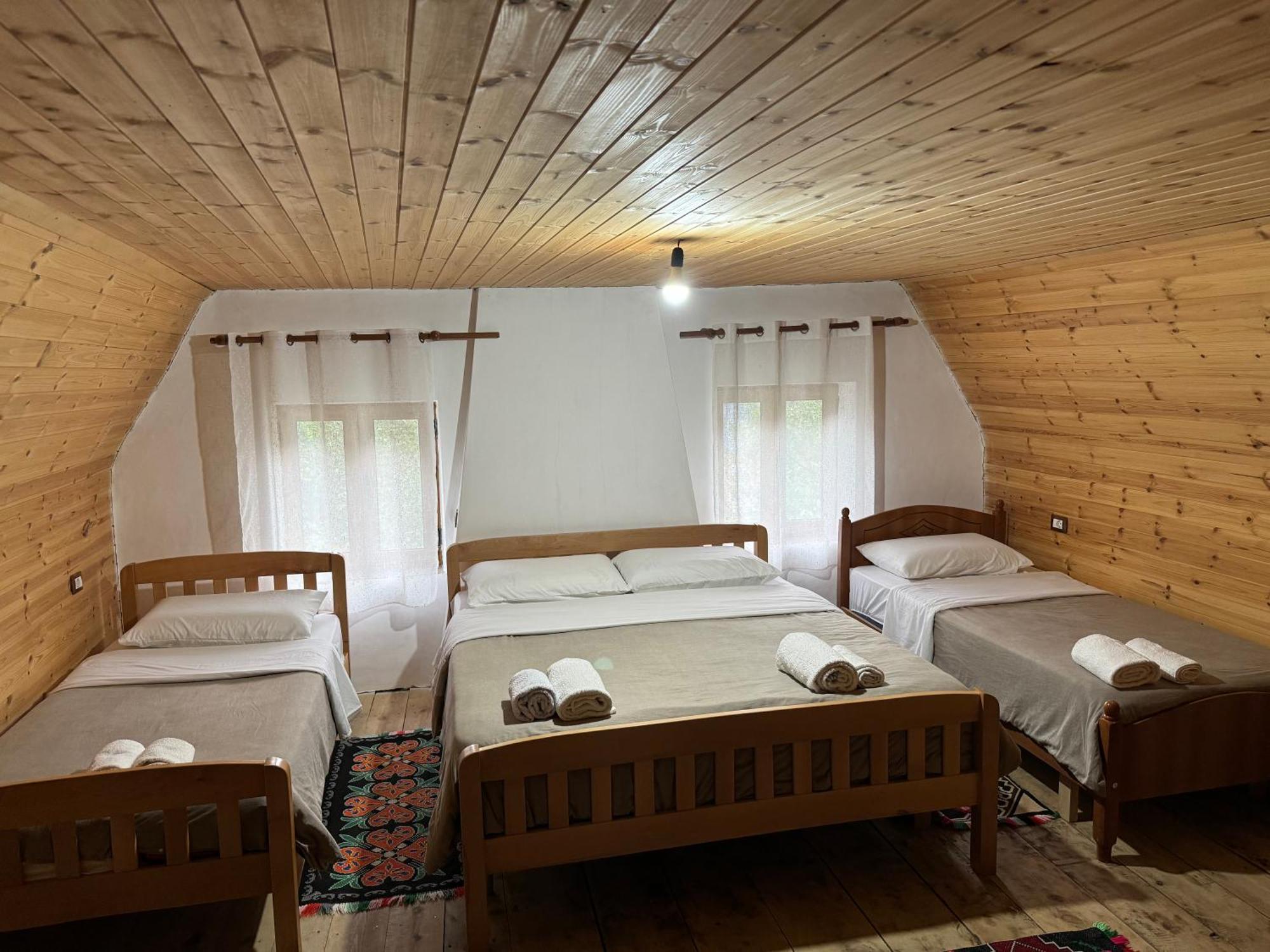 Bujtina Shkambi Hotel Theth Exterior photo